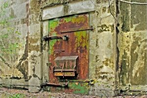 Bunk Door Z - AWR Bunk Door Z - AWR